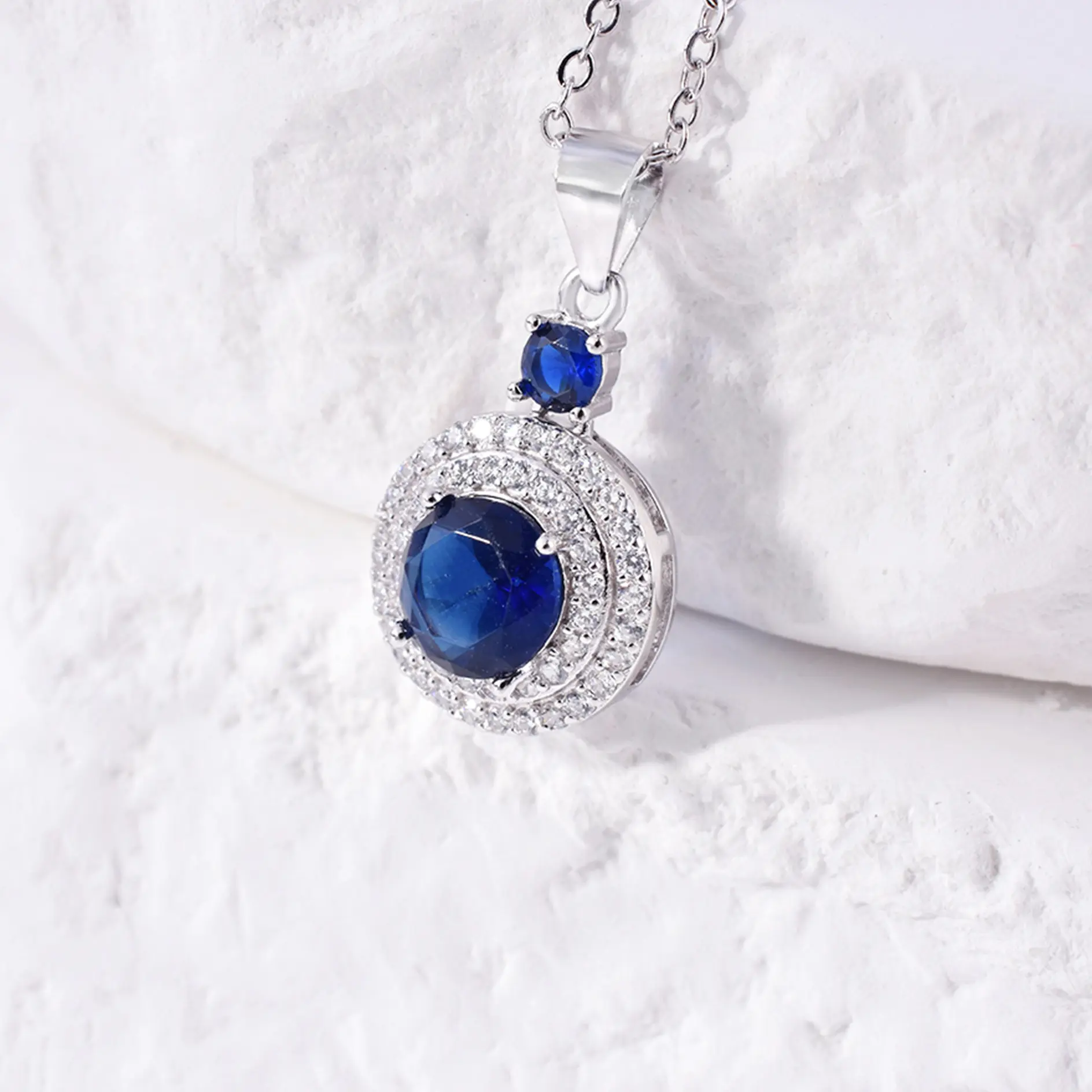 925 Sterling Silver Sapphire Blue CZ Halo Pendant Necklace for Women, Classic Elegant Gift Jewelry for Birthday& Anniversary & Christmas& Mother’s Day Affordable Hypoallergenic