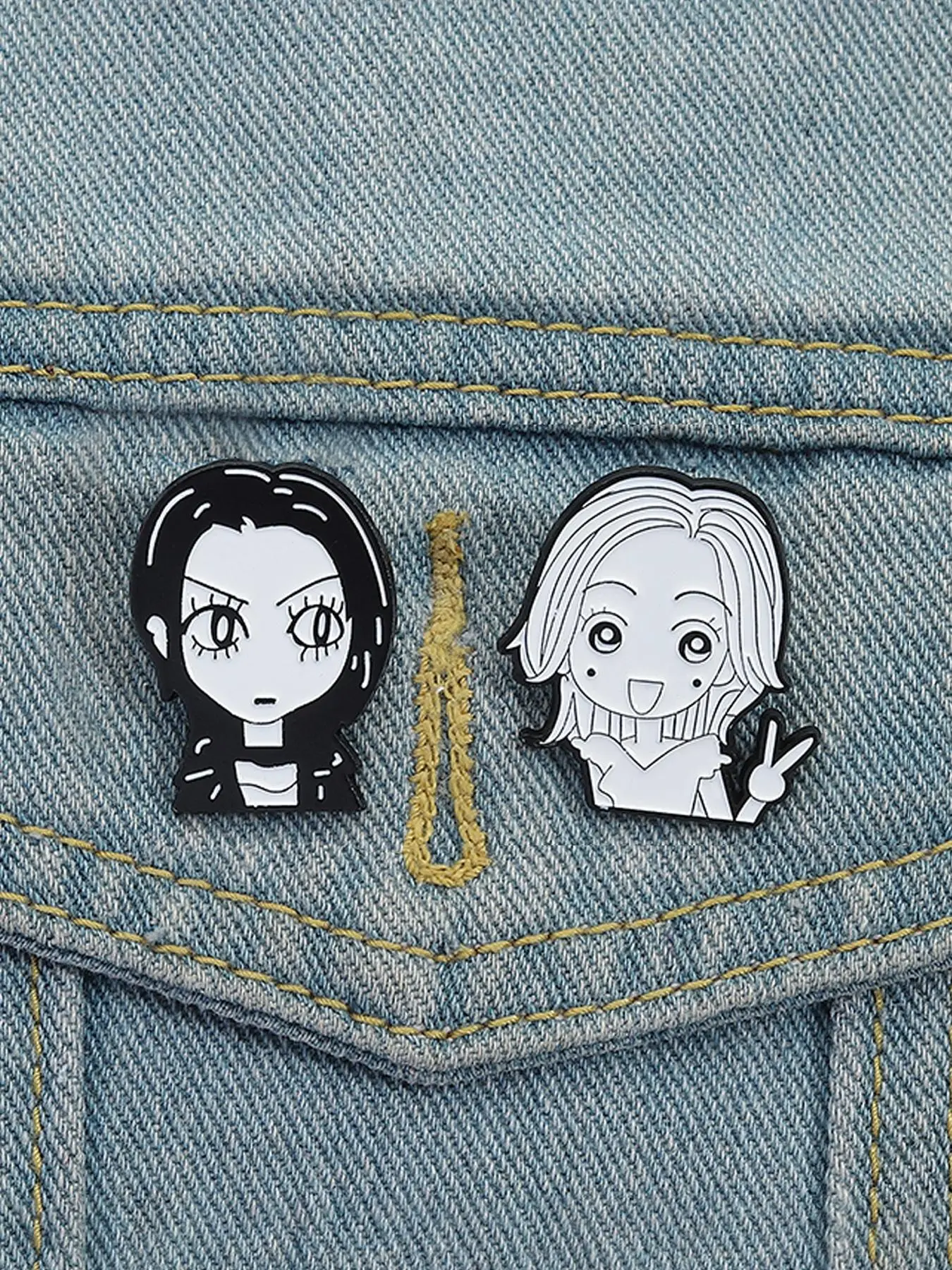 2-Piece Cartoon Anime Character Enamel Brooch Set, Stylish Alloy Drop Set Lapel Pins for Backpacks and Fashion Accessories, Unisex Gift for All Ages