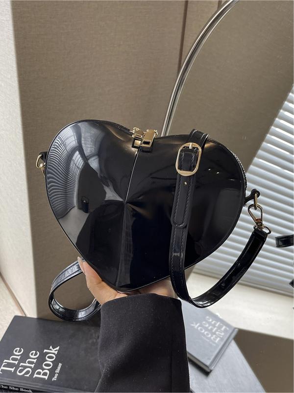 Elegant Heart-Shaped Shoulder Bag for Women, Glossy Design Crossbody Purse, Perfect for Shopping, Stylish Ladies' Accessory, Elegant Bags
