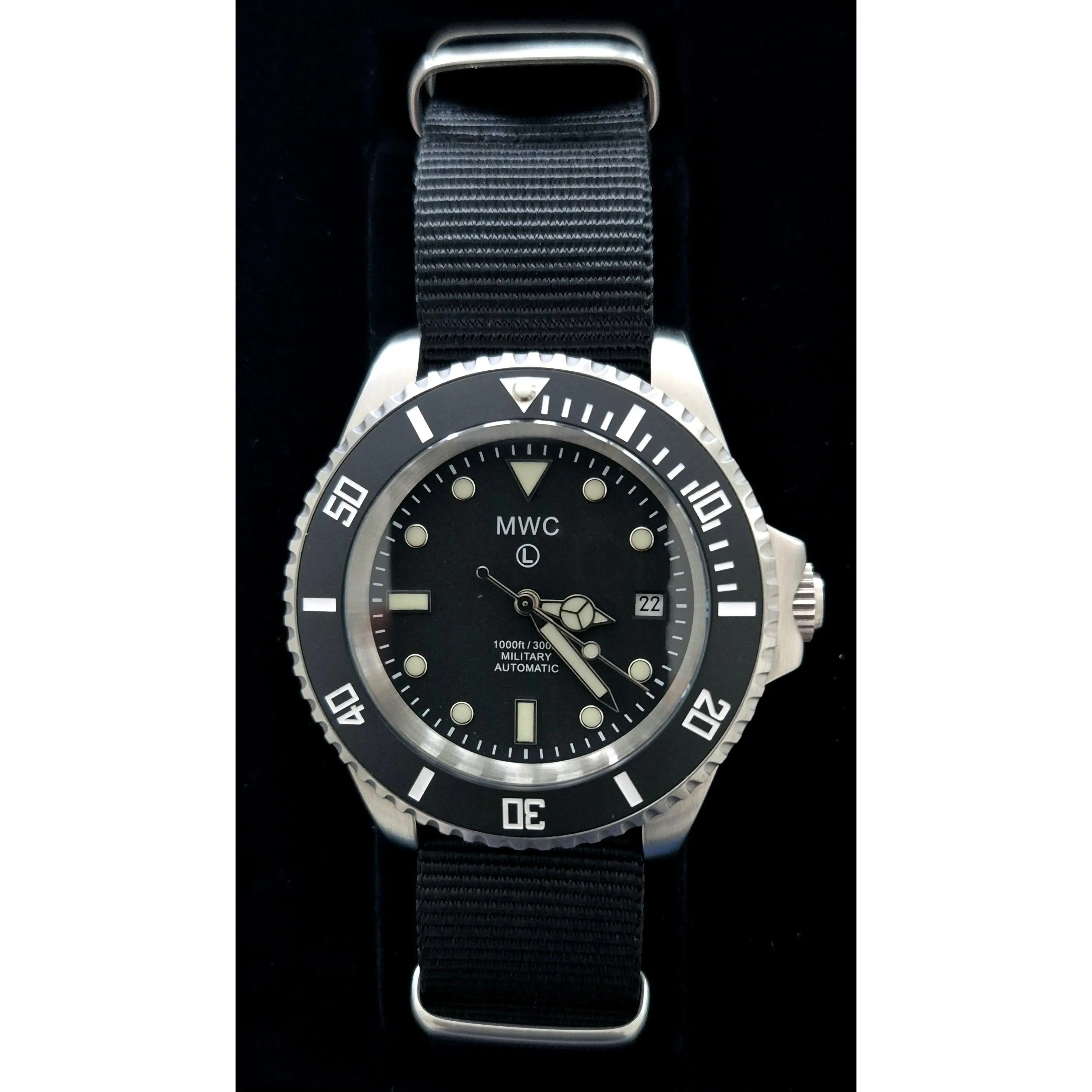 GS-001 MWC Divers Watch