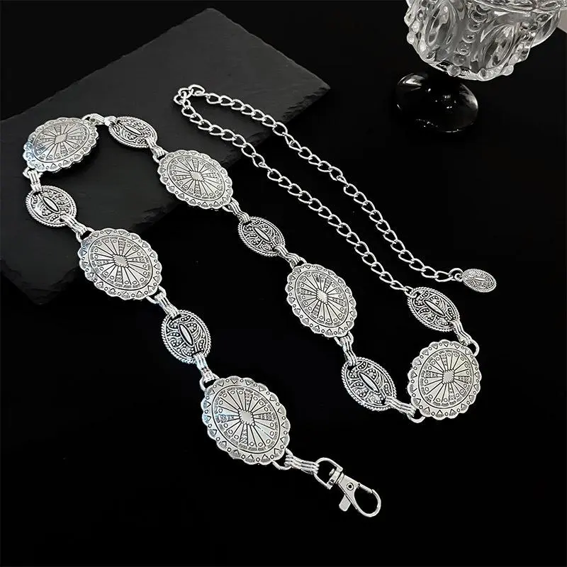 Vintage Round Shaped  Embossed Decorated Chain Belts for Women Trendy Exquisite Statement Belts, 2025 Fall Trendy Boho Style Fashion All-match Cool Feamale Accessories, Brass Color Back To School Y2k Charms Accessories, Fall Outfits, Fall Freshness, 80s