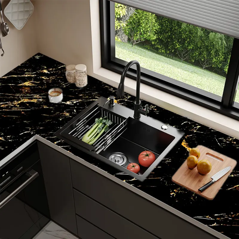 Gold Vein Black Marble Peel and Stick Oil-Proof Wallpaper, Gold Texture PVC Self-Adhesive, 45cm x 3m Roll, Waterproof Heat-Resistant, DIY Removable Home Decor, DIY Wallpapers