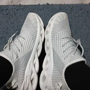 Product Review of Mens Shoes, Ultra-light Textured Design Lace-up Trainers for Treadmill Wear As Gift, Workout Sneakers, Casual Twist Sole Design Sports Running Shoes for Summer 2025 from J**a