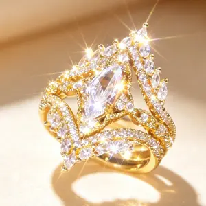 2-Piece Pear Cut Promise Ring Set Everyone Obsessed With, V-Shaped Stackable Wedding Band Set, Bridal Engagement Rings for Women, Anniversary & Valentine’s Day Gift, Daily Casual Jewelry