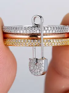 This round stone three-piece ring set is made of synthetic white k zirconia, which is fashionable, elegant and simple. It is suitable for women to wear during travel, wedding and parties Stackable Rings Cubic Zirconia Rings