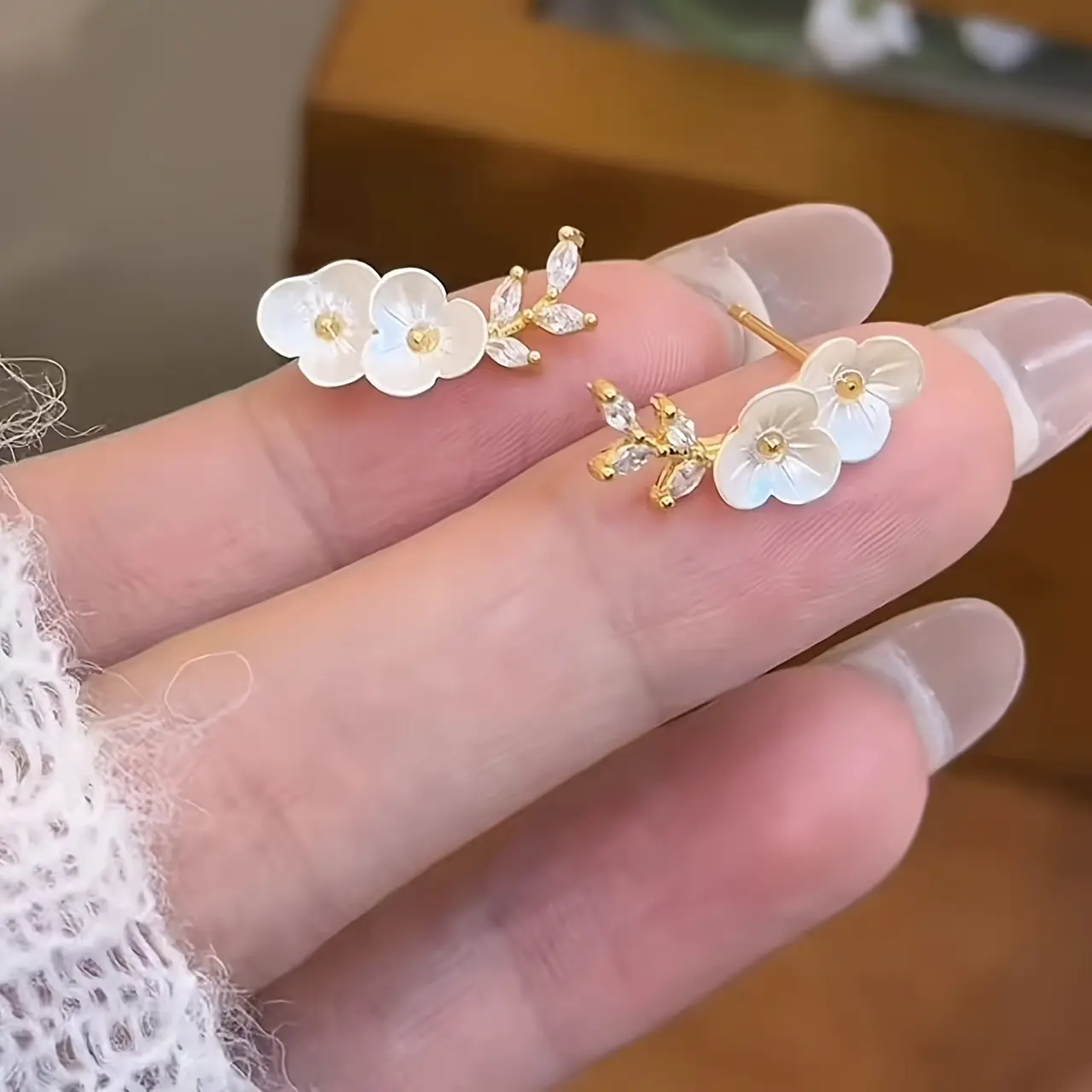 Elegant Stud Earrings with Chinese-Style Plum Blossom Branch Leaves, Stainless Alloy Compact Unisex Pair Pack for Everyday Wear