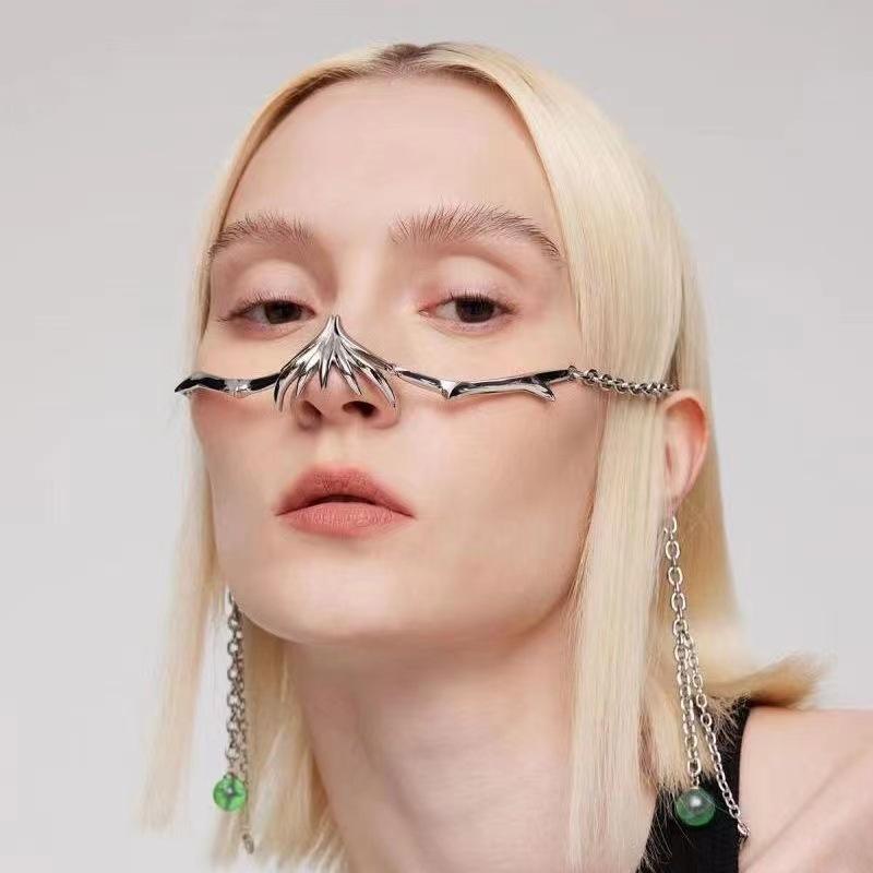 Cyberpunk Metal Face Mask Futuristic Fluid Mechanical Design Adjustable Earring Lip Ring Unisex Techwear Face Jewelry
