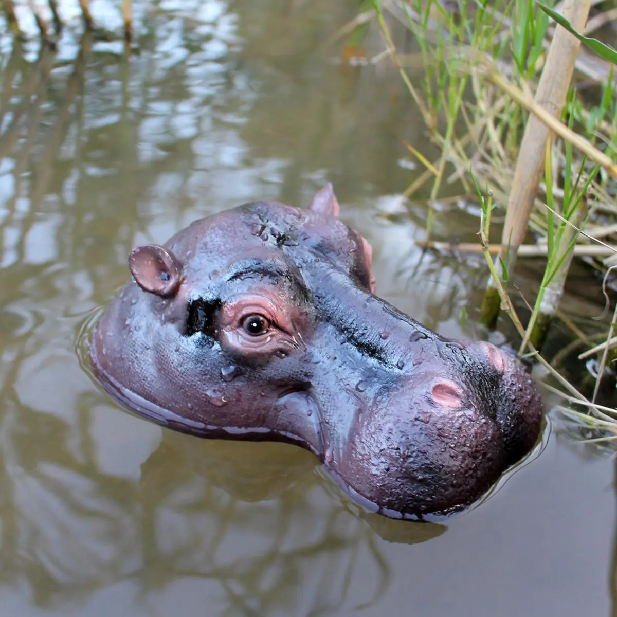 Floating Hippo Head Decoration, Resin Simulated Animal Decor, Garden Art Statue for Pool, Pond, Outdoor Home Decor, Swimming Pool Decor, Bird Deterrent