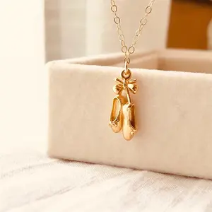 Bow Shoes Necklace Ballet Shoes Pendant Cute Necklace For Women Girls Fashion Valentine's Day Gift Collarbone Chain Necklace