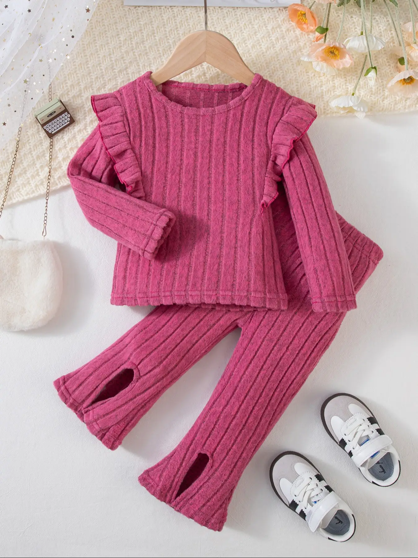 2-piece autumn girls' solid color outfit with fashionable ruffled long-sleeved top and trousers, cute and elegant baby girl round neck cape top and fr