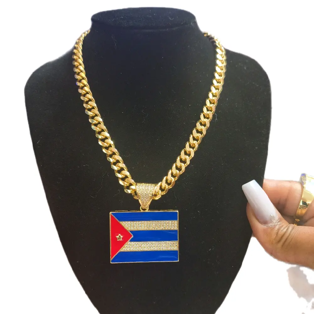 cadena de eslabón cubano con colgante de la bandera cubana laminado para uso diario