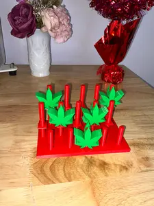 Pot leaf straw topper