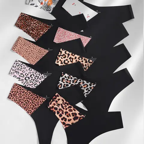 5/10/26 Pcs Low Waist Women's Briefs, Sexy Slim-Fitting V-Shape Love Letter Heart Panties, Low Rise Panties, Rainbow Color Underwear for All Seasons