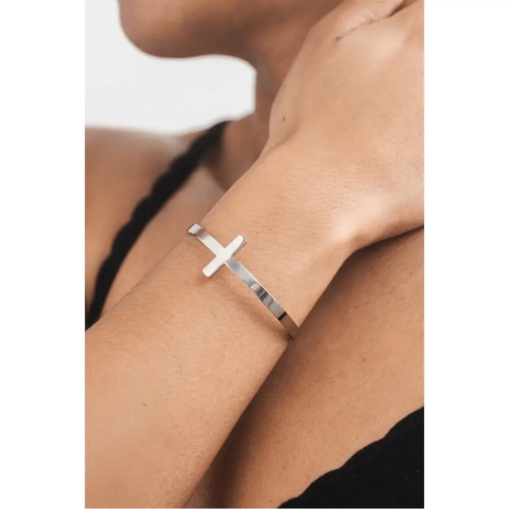 So Chic Stainless Steel Cross Bangle for Women