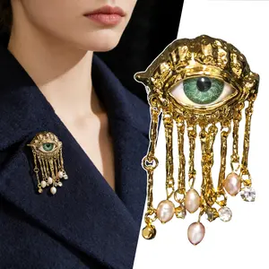 Bohemian Evil Eye Brooch, Women Men Vintage Eyes of Demon Brooch Pins, Natural Pearl Delicate Tassels Metal Badge Jewelry Versatile Unisex Appeal Fashion Accessory