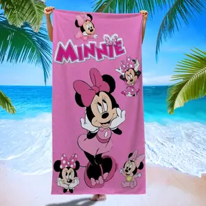 Minnie Girl Heart Beach Towel, Gradient Print Bath Towel, Soft Skin-Friendly Towel, Reusable Microfiber Quick-Dry Towel, Ideal Gift