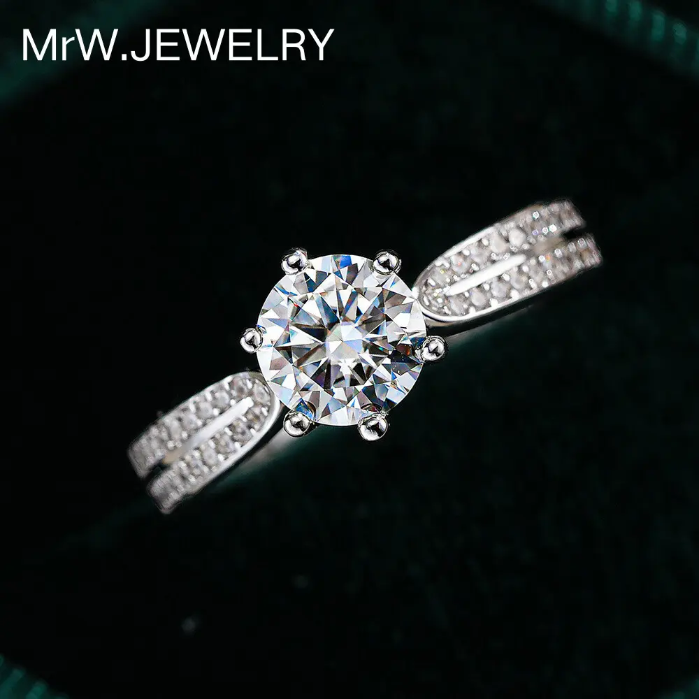 Starlight Queen Six-Claw Pavé Diamond Ring for Women, Electroplated with S925 Silver, Carat Moissanite