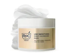 RoC Resurfacing Disks, Hypoallergenic Exfoliating Makeup Remover Pads for Wrinkles and Skin Tone, Hypo-Allergenic Skin Care, Oil-Free Daily Cleanser, 28 Count (Packaging May Vary)