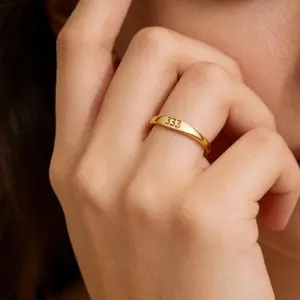 4-Piece Unisex Stainless Steel Number 7 Digital Rings - Simple Minimalist Niche Plain Everyday Jewelry