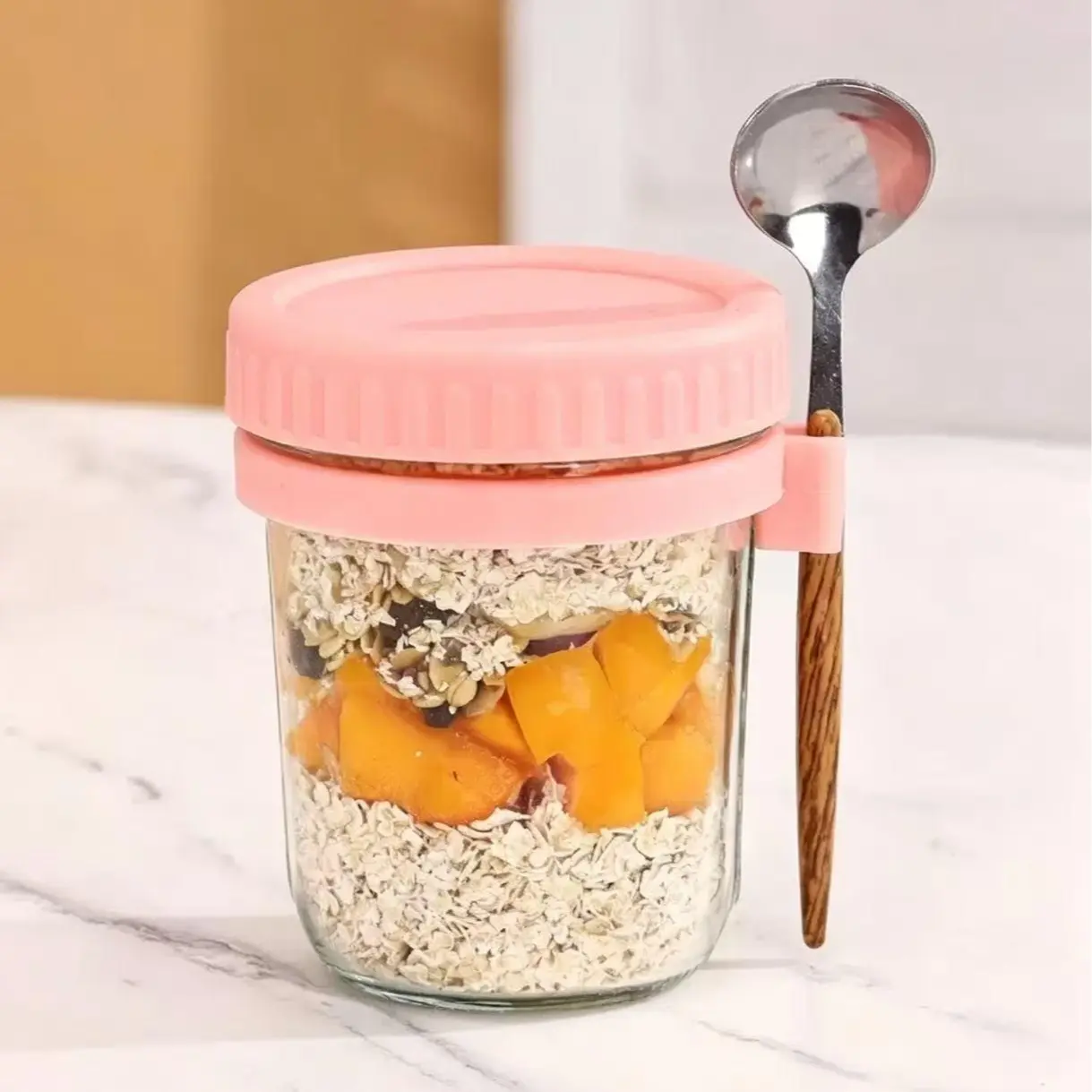 16 oz Overnight Oats Jar with Lid and Spoon, Leak-Resistant Glass Breakfast Container with Built-In Spoon Holder, Reusable Meal Prep Cup for Oatmeal, Yogurt, Cereal, Fruit, Snacks, Work, School and Travel