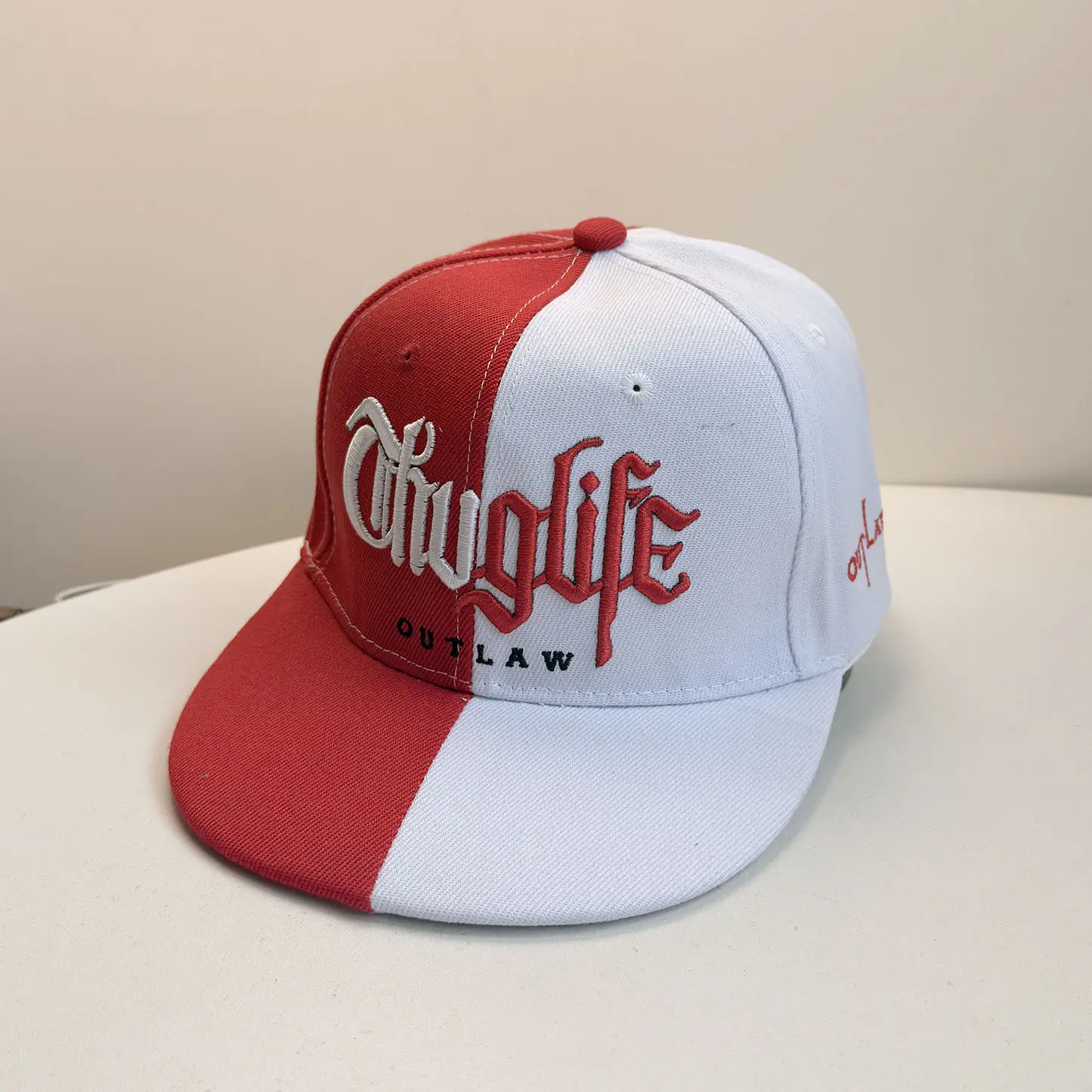 OUTLAW-Red and White Model