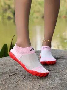 Women's Solid Color Breathable Water Shoes, Lightweight Swim Shoes, Water Aqua Shoes, Casual Comfortable Sports Shoes for Yoga, Soft Sole Swimming Shoes for Indoor & Outdoor, Quick Dry Shoes