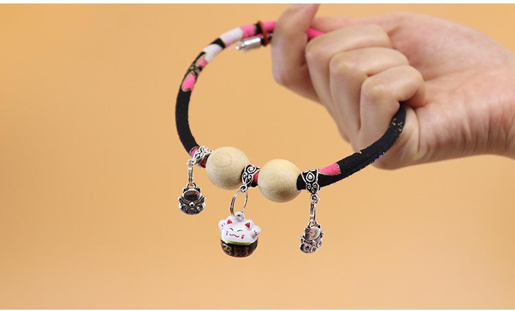 Japanese Necklace Cat Cartoon Printing Collar Natural Camphor Wood Pet Insect Repellent Collar Dog Bell Collar