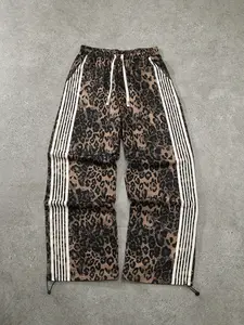 Men's leopard print sweatpants, Sports casual pants, Athleisure style bottoms, striking stripes, loose wide-leg fit, Instagram bestseller, casual, suitable for mature commuting, back-to-school season, vacation, couple's style