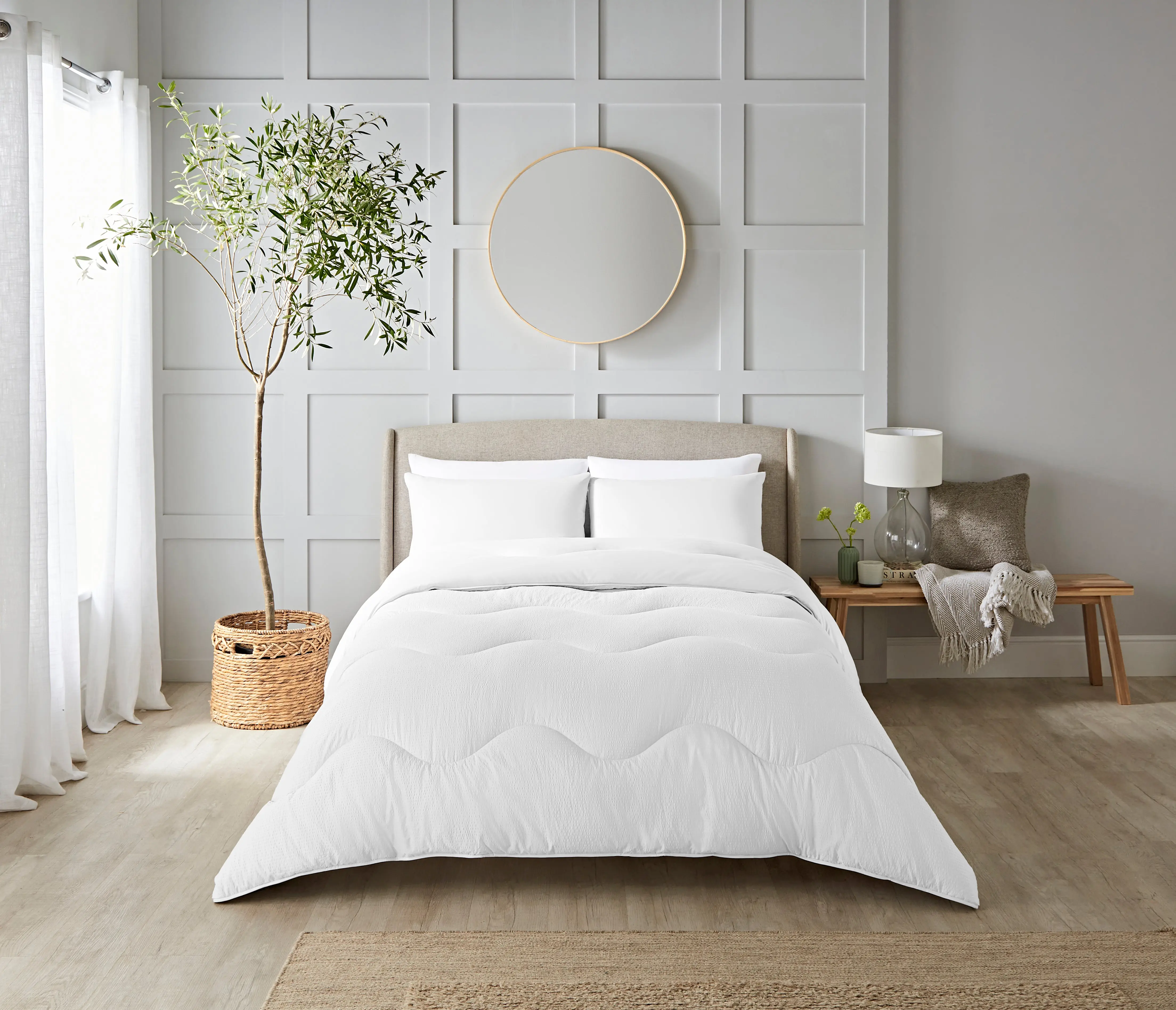 White Seersucker All-In-One Comforter
