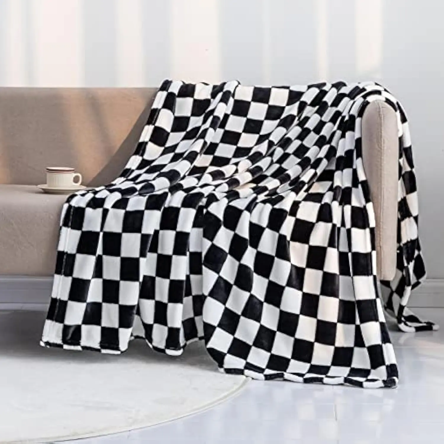 Eyesoul Throw Blankets Flannel Blanket with Checkerboard Grid Pattern Soft Throw Blanket for Couch, Bed, Sofa Luxurious Warm and Cozy for All Seasons
