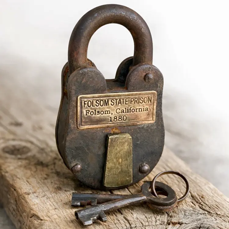 1880 Folsom State Prison Heavy-Duty Cast Iron Padlock with 2 Keys, Functional Vintage Replica Padlock with Antique Finish, Unique Hardware Decoration for Tools & Hardware Use