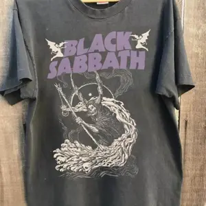 Vintage Grim Reaper Rock Shirt, 90s Heavy Metal Graphic Tee, Retro Dark Rock Fan T-Shirt