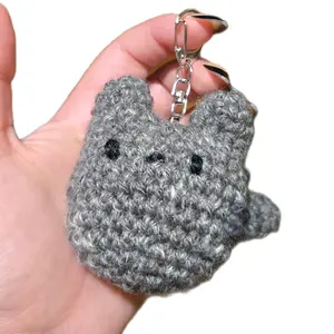 Crochet Tabby Cat Keychain - Adorable Design with Chain Attachment for Easy Carrying decor