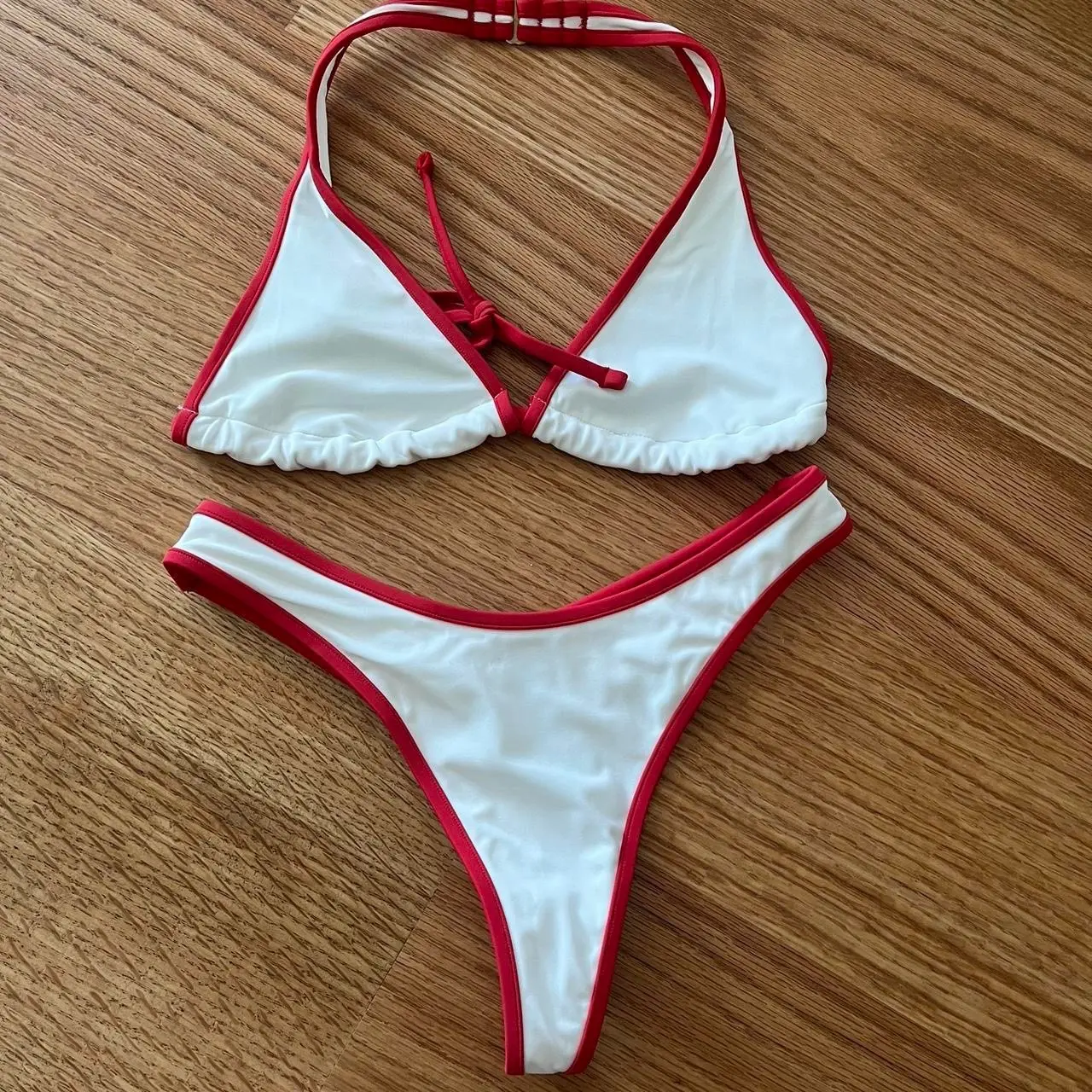 Frankie’s bikinis set