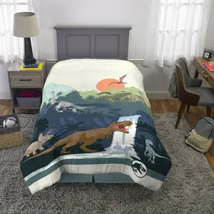Jurassic World Kids Comforter – 073558836001