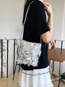 Women's PU Shoulder Clutch Bag, Contemporary Plain Design, Daily Use Handbag, Unique Chain Crossbody Style, Fashionable Small Bucket Bag