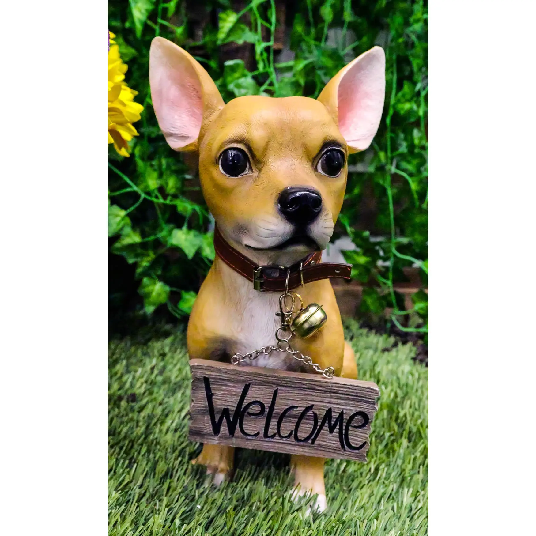 Large Spicy Mexican Short-Coat Chihuahua Resin Sculpture with Welcome Sign, UV-Coat Protector Composite Resin Home Decor Statue for Living Room & Outdoor Use