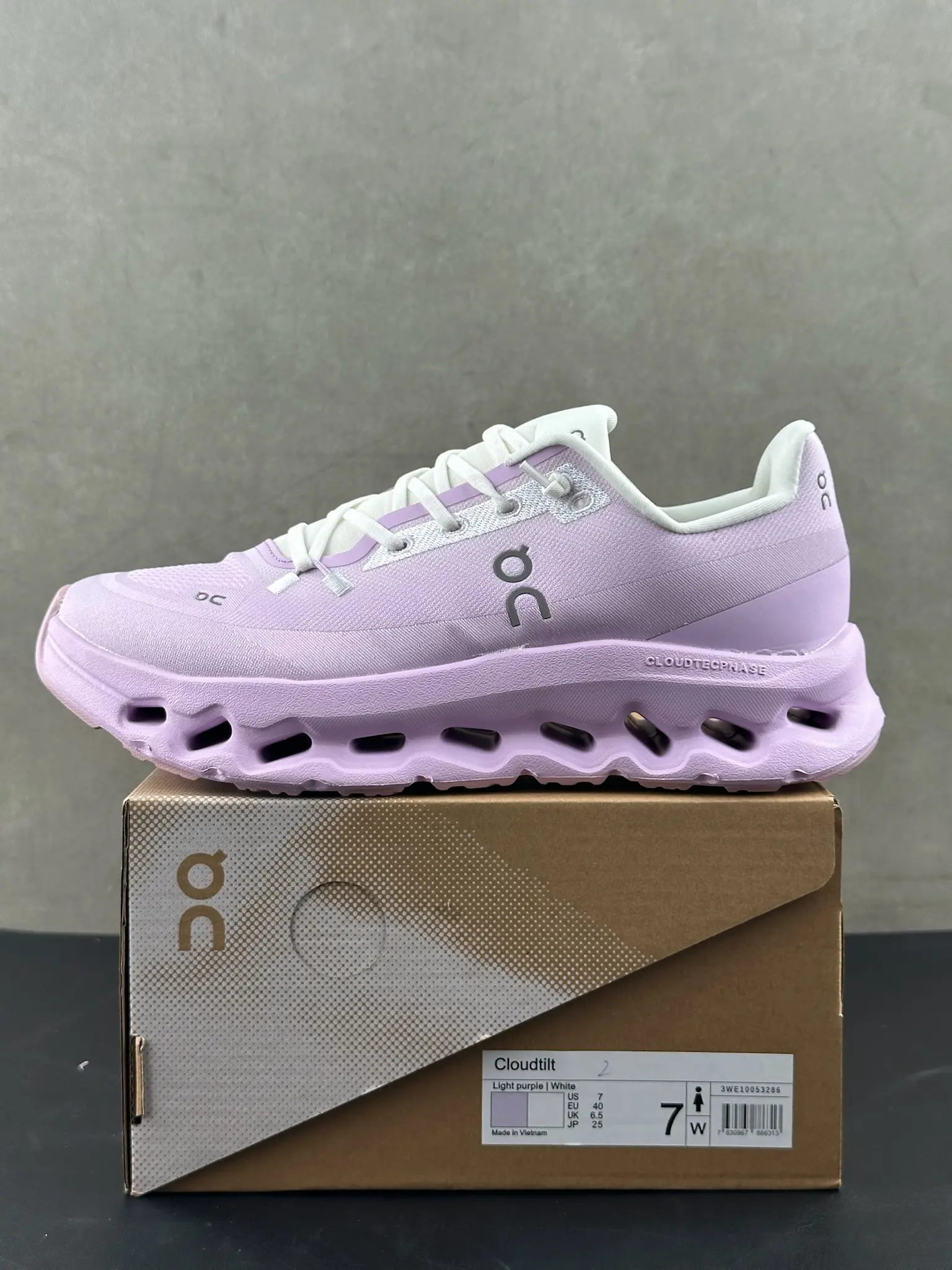 Light Purple White Fashion Running Sneakers, Mesh Breathable Construction, Cloud Cushion Shock Absorption, Non Slip Grip Outsole, All Season Outdoor Workout Shoes