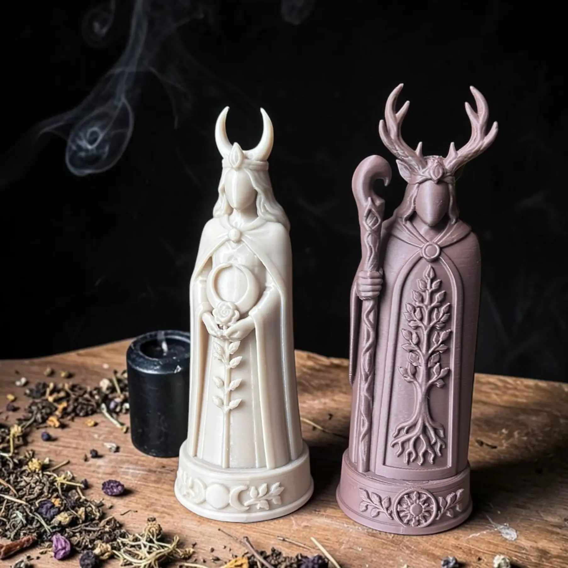 Horned God and Goddess Altar Statue Set - Lightweight Pagan Altar Supplies, Minimalist Spiritual Home Decor Accents, Religious Decorations for Display
