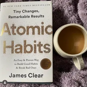 James Clear Atomic Habits Paperback Book - Tiny Changes Remarkable Results An Easy Proven Way to Build Good Habits Break Bad Ones Bestseller