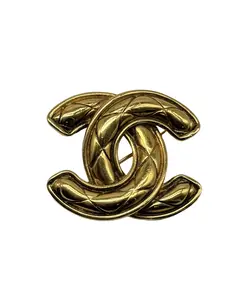 Pre-owned CHANEL Metal Bag Accessories Medium Brooch 24k Gold Plated with Original Design and Condition
