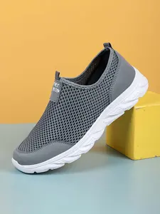 Men's Oversized Lightweight Fashion Shoes Summer Breathable Mesh Casual Footwear Slip-On Soft Bottom Walking Shoes