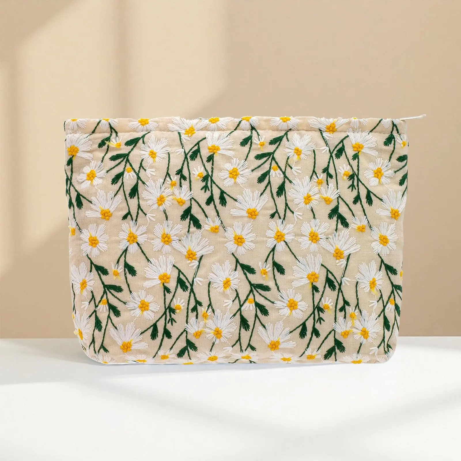 Daisy Pattern Makeup Bag, vanity makeup organizer, Zipper Cosmetic Organizer Pouch, Travel Canvas Storage Bag for Women & Girls, Versatile for Skincare & Beauty Essentials