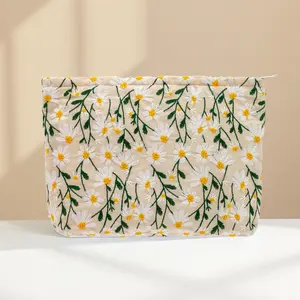 Daisy Pattern Makeup Bag, Zipper Cosmetic Organizer Pouch, Travel Canvas Storage Bag for Women & Girls, Versatile for Skincare & Beauty Essentials