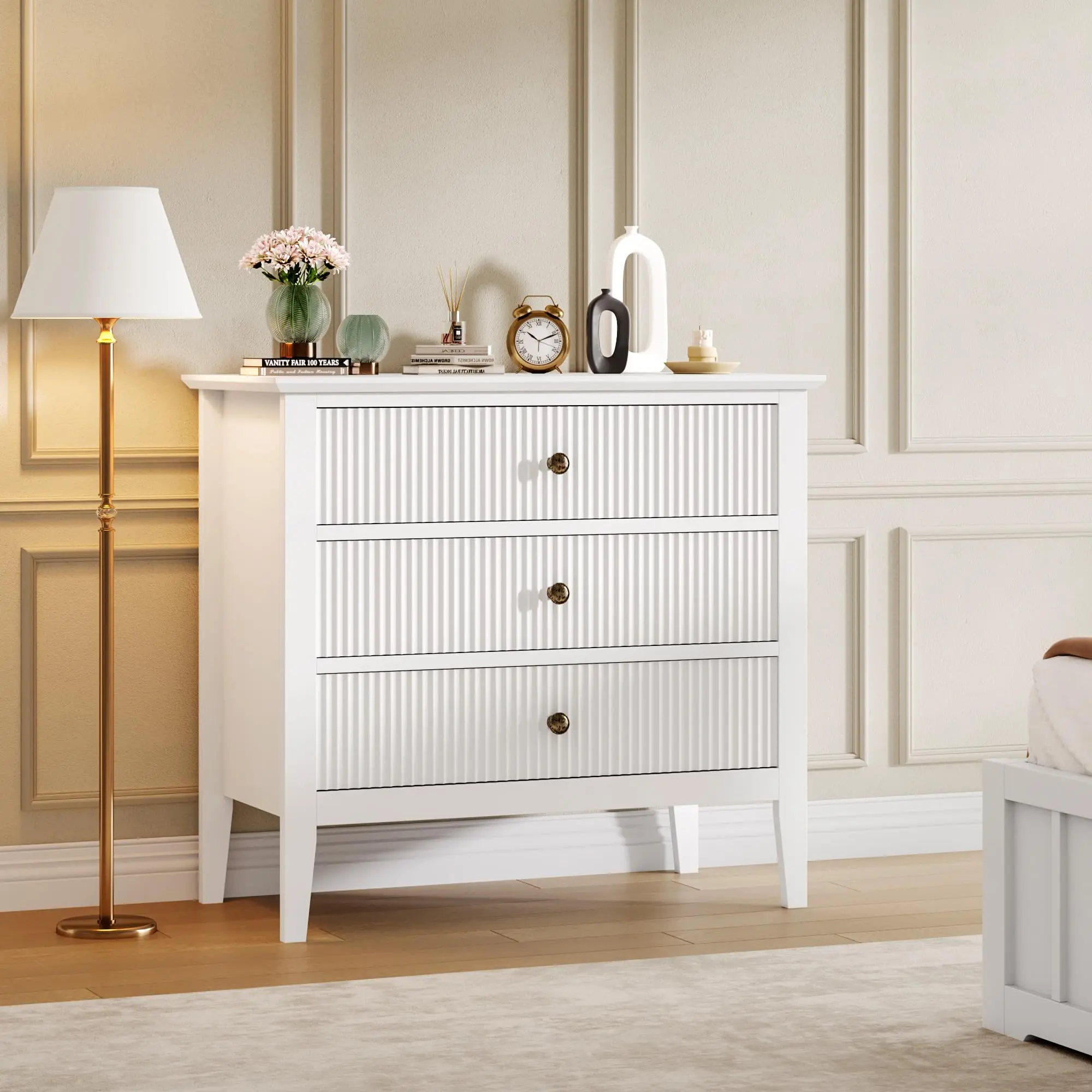 Garvee White Ribbed Chest of Drawers with 3 Drawers, 80 cm Wide, Bedroom Dresser, Modern Wooden Dresser, Large Lacquered Nightstand with 3 Drawers for Wardrobe, Hallway, Entrance Area
