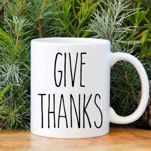 1pc Rae-Dunn Style Thanksgiving Mug – "Give Thanks" Design, Insulated & Reusable Coffee Cup, Perfect for Autumn Gifts, Dishwasher Safe, White with Black Text, Ideal for Hot or Cold Beverages, Coffee Mug