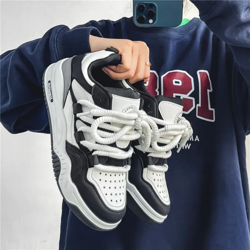 Men's Low-Top Thick-Soled Durable PVC Sole Active Casual Trainers - Fashionable Sports Shoes with Laces, Board-Ready Grip, All-Seasons Male Footwear for Boarders & Training