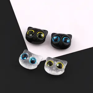Cute Kawaii Cat Head Pendant Acrylic Plastic Carved Beads with Hole for Jewelry Necklace Bracelet Accessories