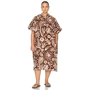 Slowtide Sunny Poncho in Mousse