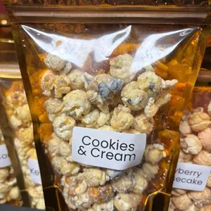 LG Omar’s Famous Popcorn - Gourmet Popcorn - Cookies & Cream Flavor - Snack, Crunchy, Crispy